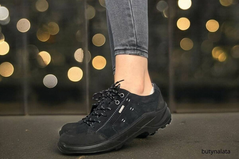 Półbuty trekkingowe damskie JOMOS 859902 granatowy na szeroką stopę niskie trekkingi z membraną tęgość K